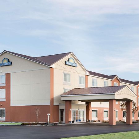 Evans Mills Days Inn By Wyndham Watertown Fort Drum מראה חיצוני תמונה