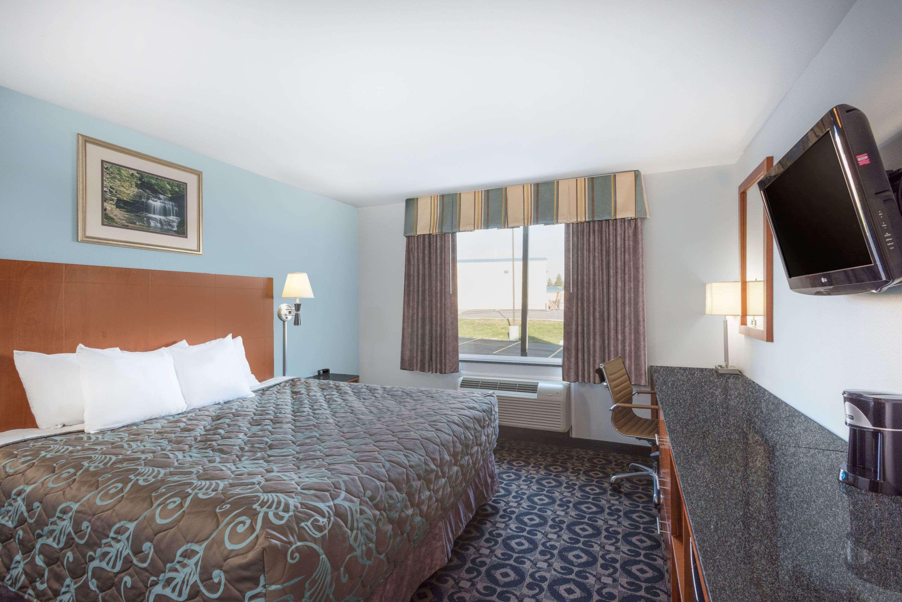 Evans Mills Days Inn By Wyndham Watertown Fort Drum מראה חיצוני תמונה